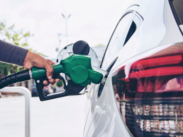 Benzine besparen – zo doe je dat!