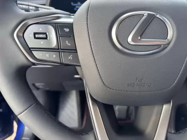 Foto van Lexus LBX