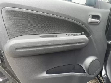 Foto van Opel Agila