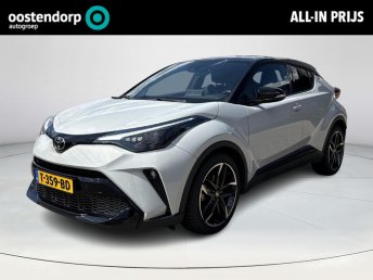 Toyota C-HR 1.8 Hybrid GR-Sport **NAVIGATIE/ KEYLESS/ PARKEERSENSOREN VOOR EN ACHTER/ 36 MAANDEN GARANTIE** occasion 2023