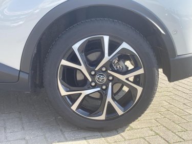 Foto van Toyota C-HR