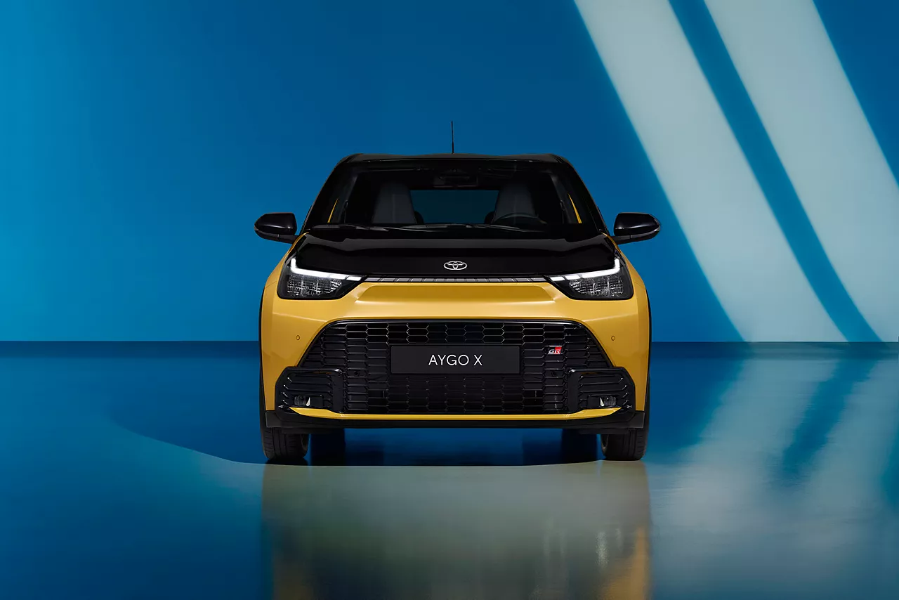 Toyota Aygo X 2026: Full Hybrid en volledig vernieuwd