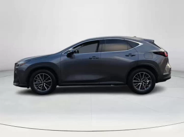 Foto van Lexus NX