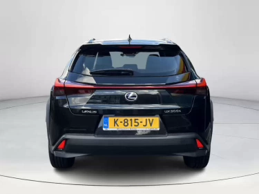 Foto van Lexus UX