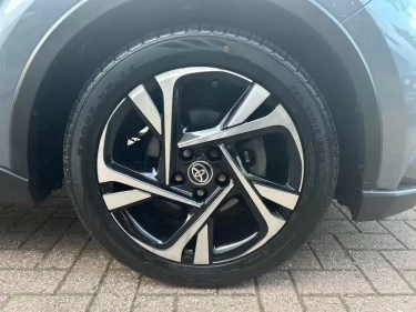 Foto van Toyota C-HR