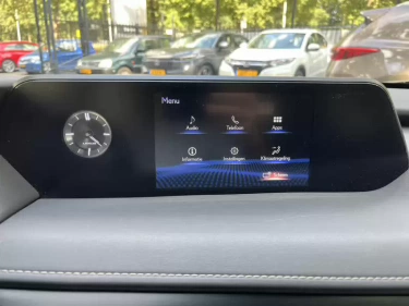 Foto van Lexus UX