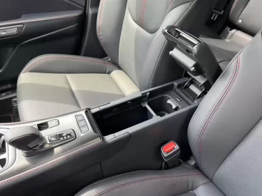 Foto van Lexus LBX